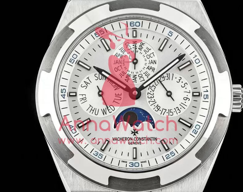 Overseas Perpetual Calendar 4300V SS / SS White / Stk 8F A1120