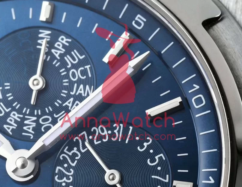 Overseas Perpetual Calendar 4300V SS / SS Blue / Stk 8F A1120 - Image 7