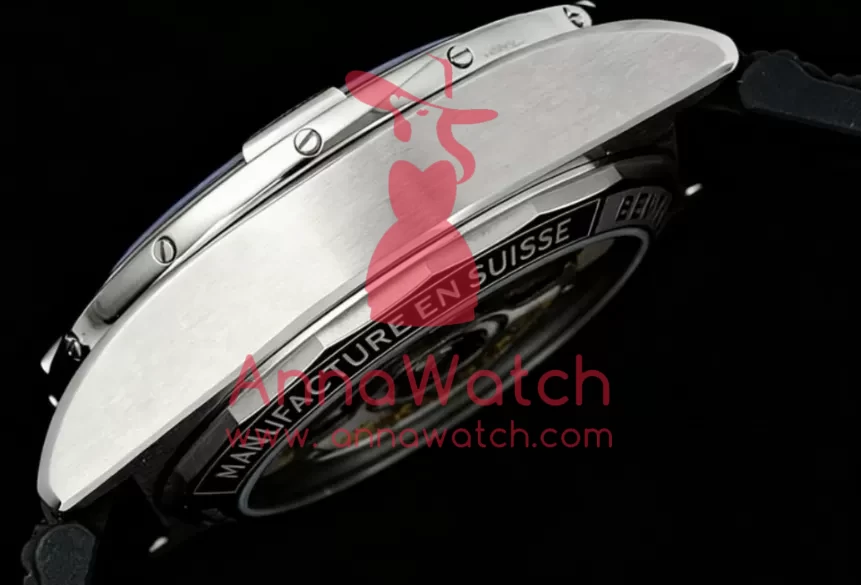 Chronomat B01 42MM RG Silver Dial on Rouleaux Rubber Strap TF A7750 - Image 6