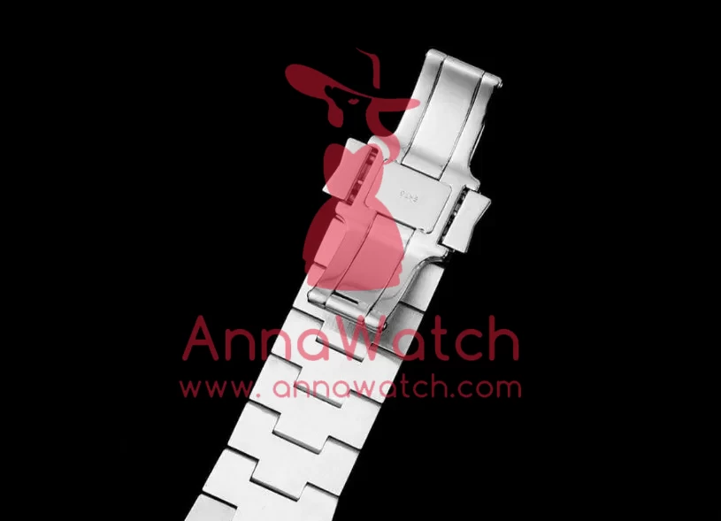 Overseas 47040 42mm SS / SS White Dial PPF A1226 - Image 14